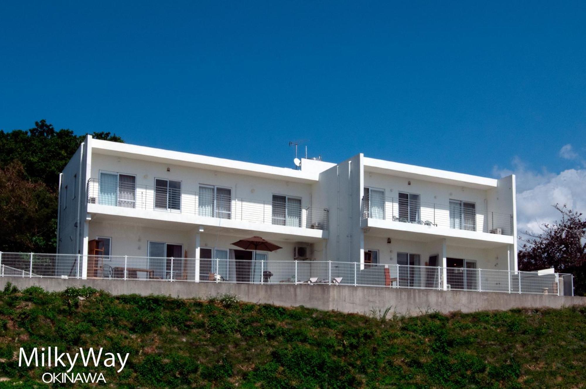 Okinawa Milky Way Villa Yomitan Eksteriør bilde